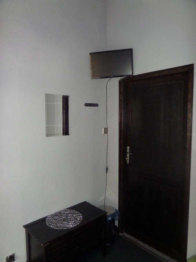 Incepcja 33 Hostel Wrocław Buitenkant foto