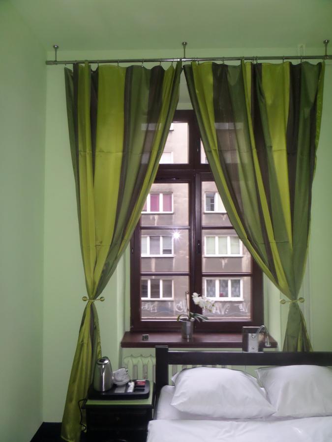 Incepcja 33 Hostel Wrocław Buitenkant foto