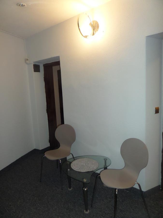 Incepcja 33 Hostel Wrocław Buitenkant foto